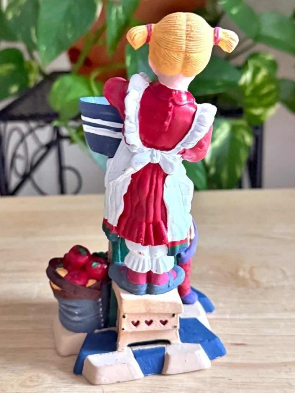Dept 56 Madeline Making Cookies Figurine Vintage Country Christmas Kitchen Decor